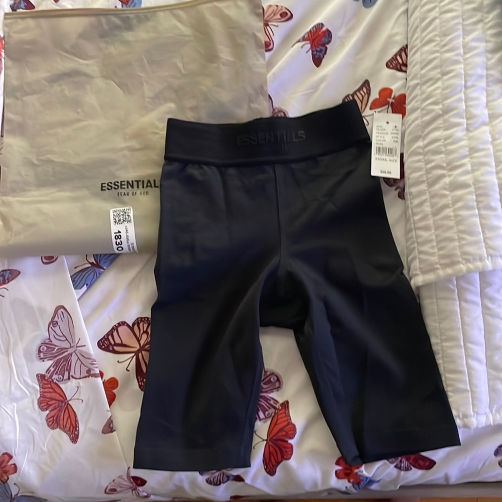 Essentials fear of God biker shorts in the color iron